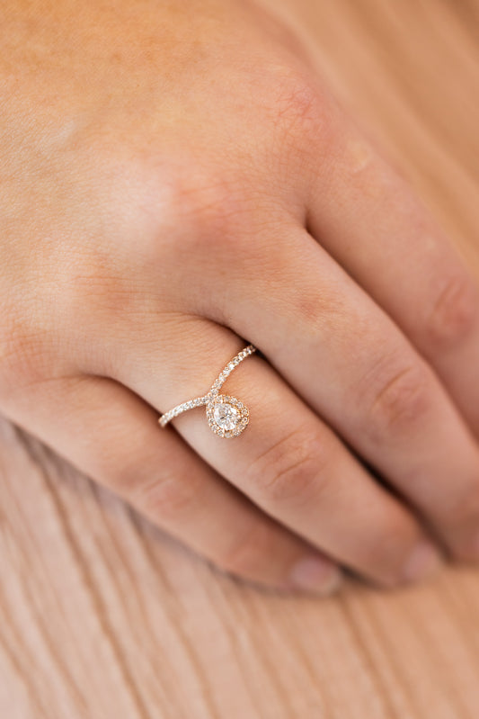 Pear Shape Criss Cross Ring